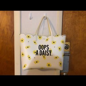 Kate Spade oops a daisy Len